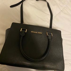 Medium Michael Kors bag